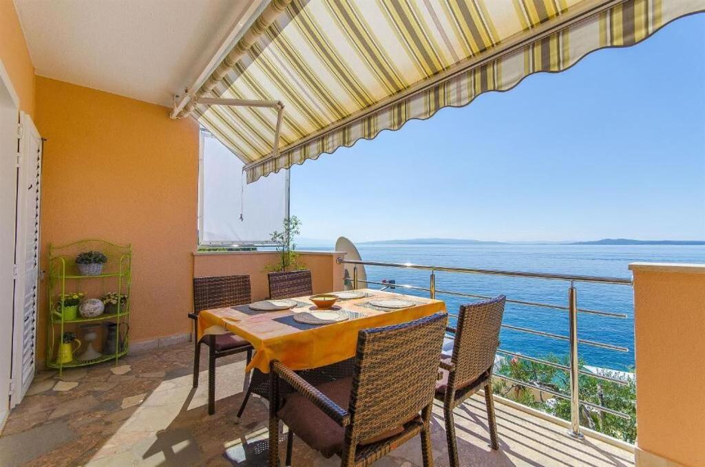 Apartments Nives Трогир Экстерьер фото