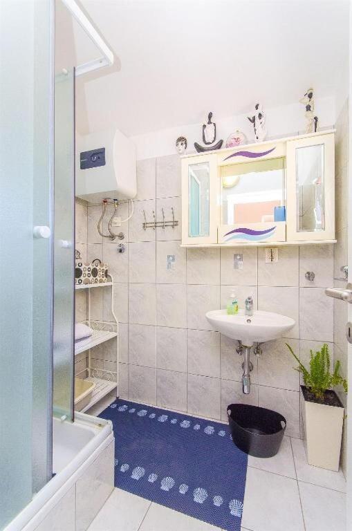 Apartments Nives Трогир Экстерьер фото