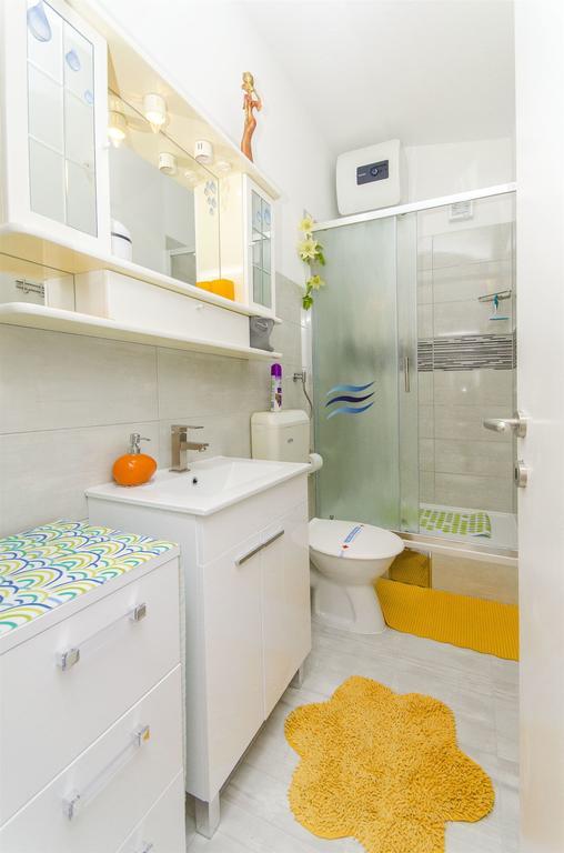Apartments Nives Трогир Экстерьер фото